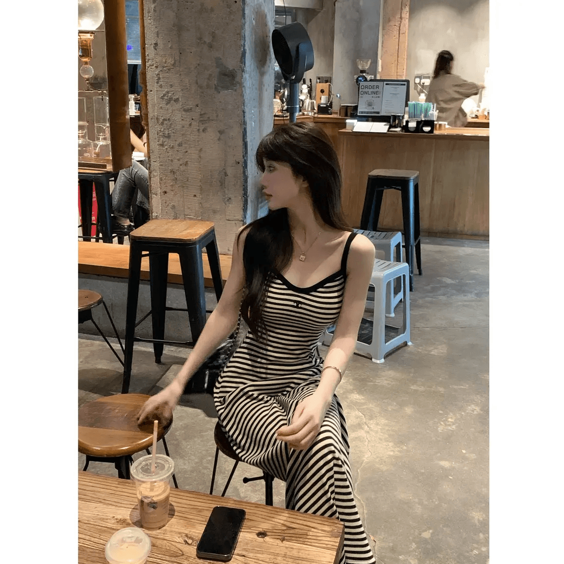 팝 미술관 패션 캐주얼 섹션 한 마디 스트라이프 타이트 스커트 롱 스커트 몸매 가꾸기 슬림해 보이는 슬립 여성 드레스 상세 이미지 7