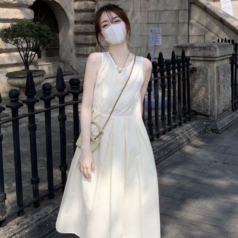 한 부서 새로운 여성 의류 차 휴식 프랑스식 화이트 민소매 드레스 작은 키 슬림해 보이는 조끼 치마 이미지 3