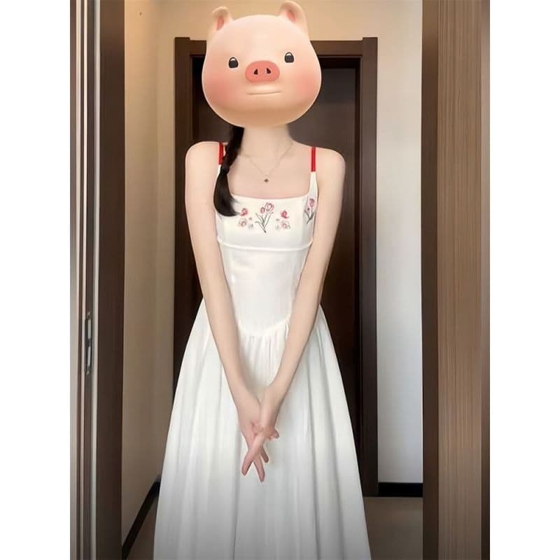프랑스식 품격 부드러운 달콤함 화이트 슬립 드레스 새로운 허리 수축 슬림해 보이는 여름 해변가 휴가 롱 스커트