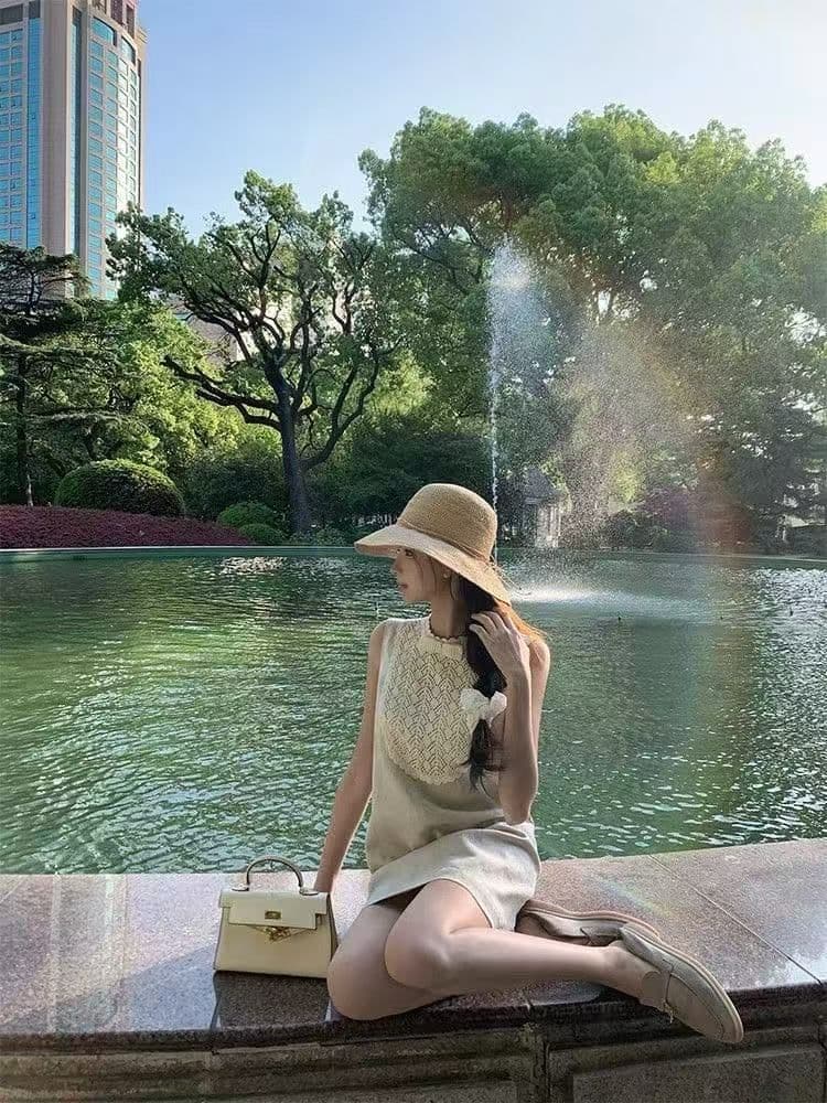 프랑스식 우아함 빛 럭셔리 고급 센스 레이스 나비 매듭 패치워크 라운드 넥 여성 드레스 2026 여름 새로운 치마 상세 이미지 4