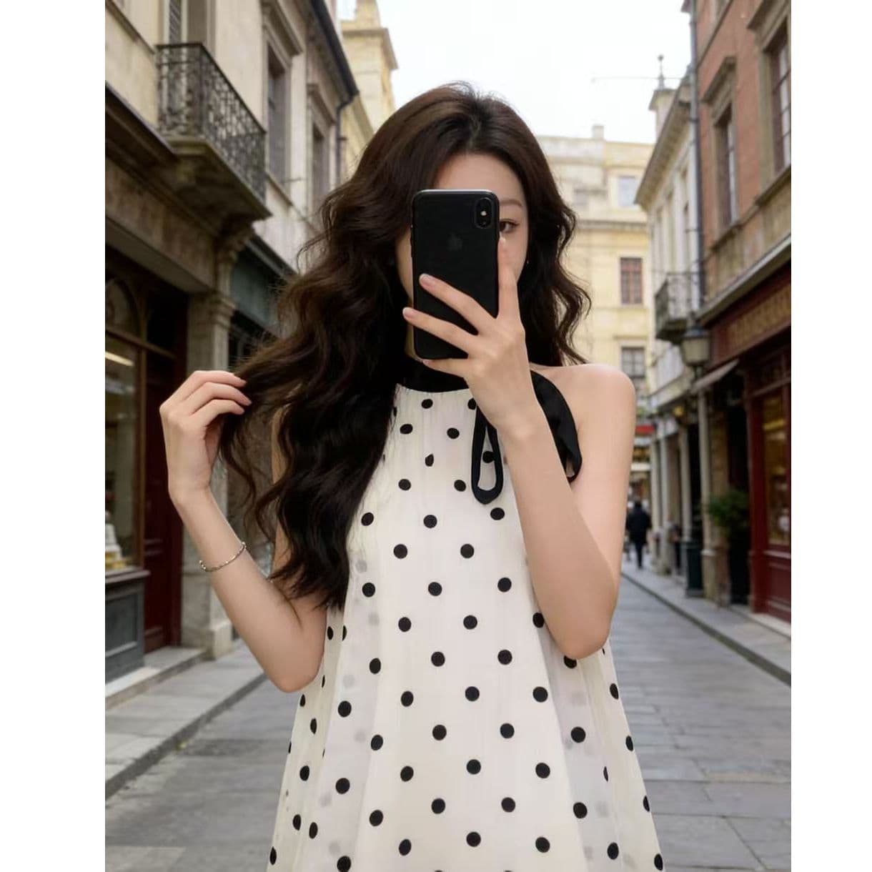 프랑스식 작은 샤넬 스타일 품격 나비 매듭 민소매 도트 무늬 여성 드레스 첫사랑 순수한 우유 달콤한 한 마디 미니 스커트 여름