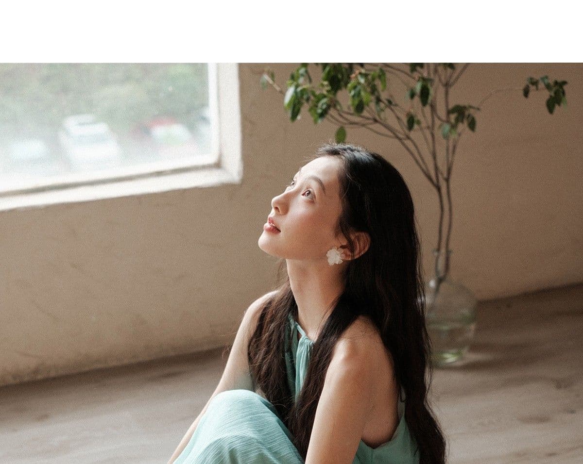 프랑스식 홀로우 아웃 슬립 여성 드레스 여름 해변가 휴가 바람 해변 드레스 주름 느긋한 느슨함 센스 길다 치마 상세 이미지 9