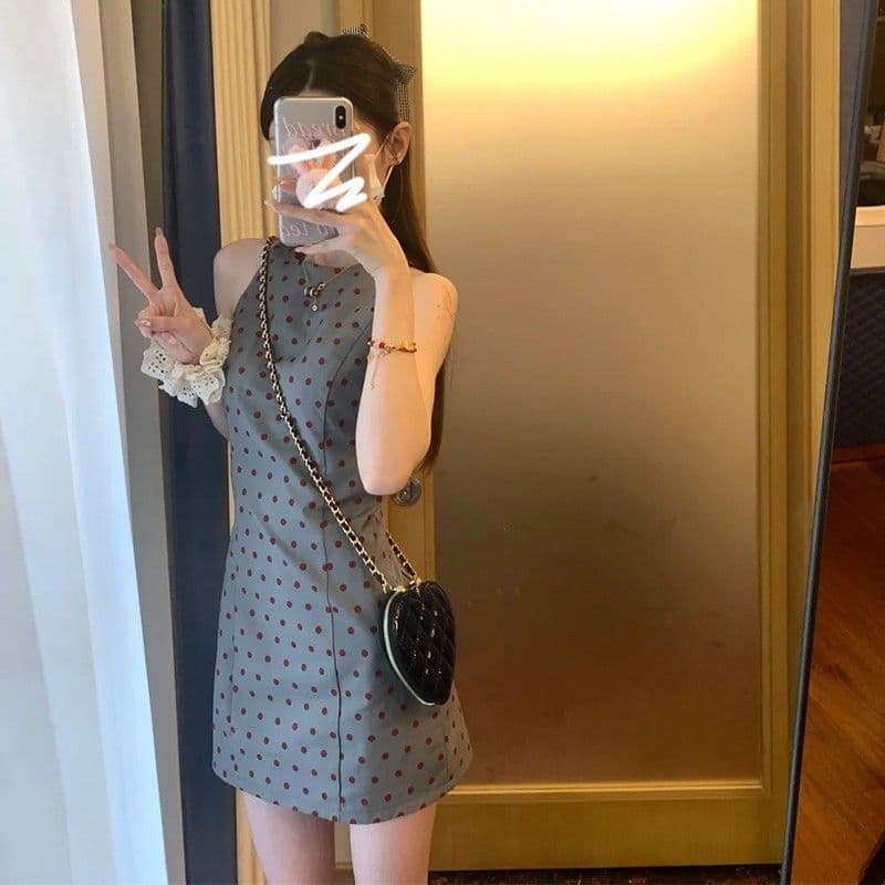프랑스식 품격 몸매 가꾸기 슬림해 보이는 민소매 도트 무늬 조끼 원피스 아이들 여름 2026 새로운 핫걸 타이트 스커트 미니 스커트 이미지 2