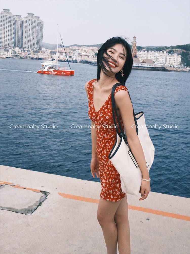 빨간색 레트로 꽃무늬 슬립 여성 드레스 여름 새로운 차 부서 순수한 욕망 프랑스식 품격 v 파일럿 포트 바람 미니 스커트 상세 이미지 7