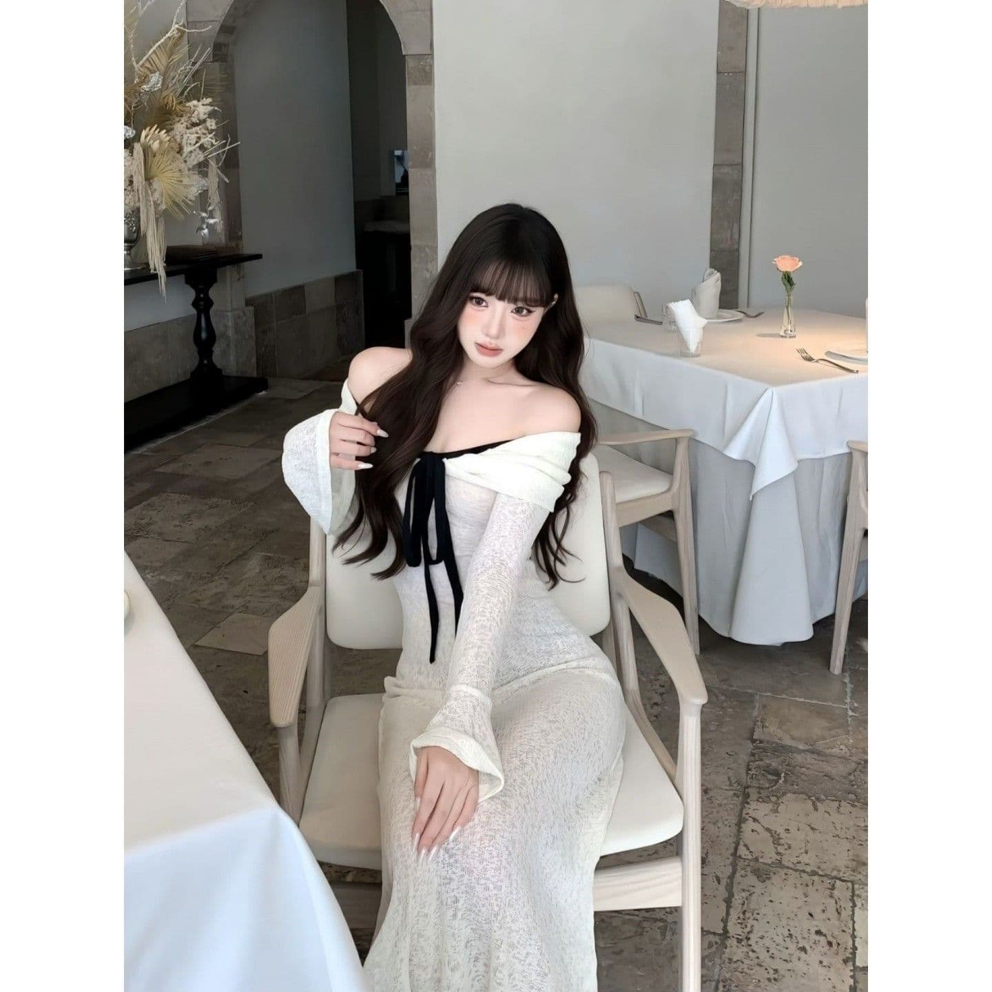 프랑스식 아름다운 고유 한 오프숄더 몸매 가꾸기 타이트 스커트 롱 스커트 작은 대중 자이언트 잘 생긴 ~ 중 긴팔 드레스 2026 가을 이미지 3