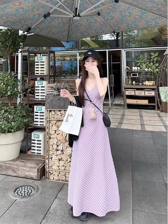 달콤한 핫걸 V넥 민소매 여성 드레스 2026 새로운 여름 허리 수축 슬림해 보이는 chic 조끼 스커트 롱 스커트 이미지 2