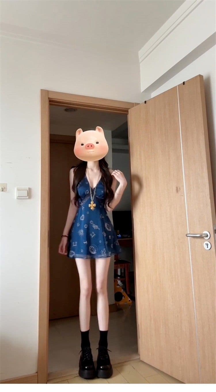 레트로 프린트 V넥 조끼 여성 드레스 2025 여름 새로운 품격 허리 수축 슬림해 보이는 휴가 바람 한 마디 미니 스커트 상세 이미지 14