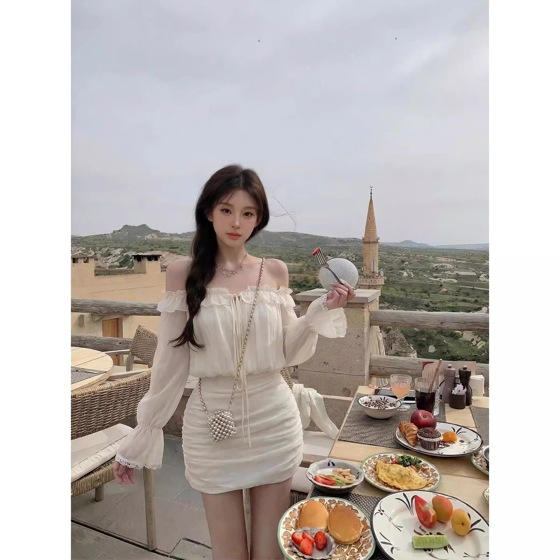 순수한 욕망 바람 오프숄더 봄 주름 여성 드레스 이른 봄 새로운 프릴 몸매 가꾸기 슬림해 보이는 타이트 스커트 미니 스커트 이미지 3