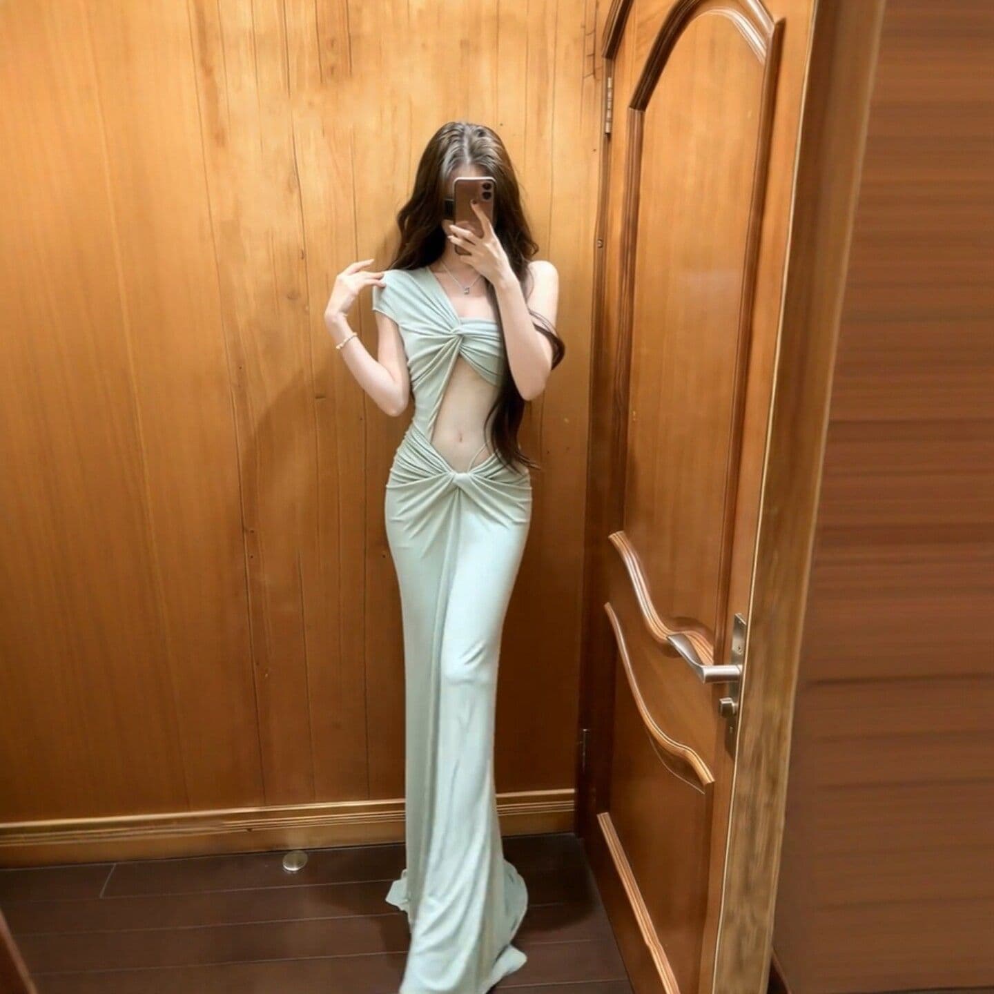 비틀림 비스듬한 어깨 드레스 여성 의류 여름 핫걸 섹시함 치마 디자인 센스 레이스 조각 품격 타이트 스커트 롱 스커트 이미지 5