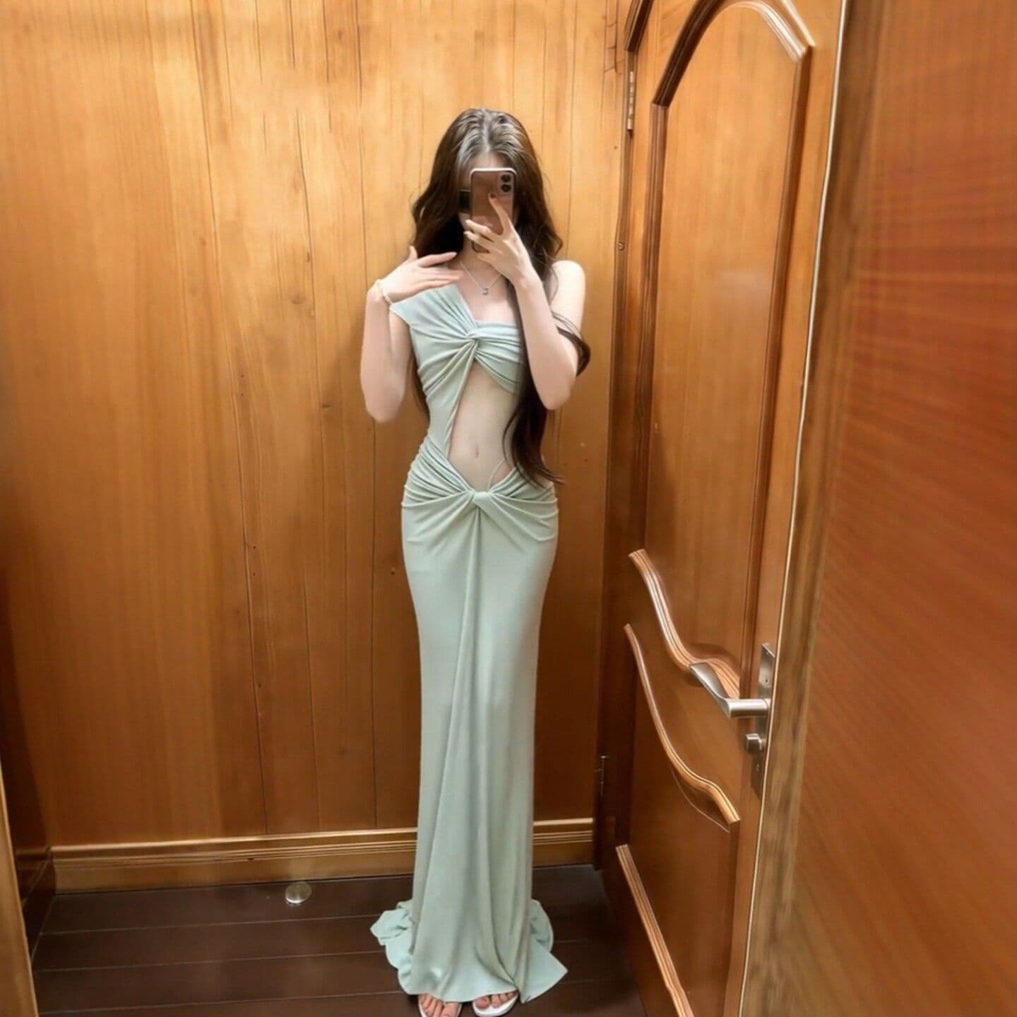 비틀림 비스듬한 어깨 드레스 여성 의류 여름 핫걸 섹시함 치마 디자인 센스 레이스 조각 품격 타이트 스커트 롱 스커트 상세 이미지 8