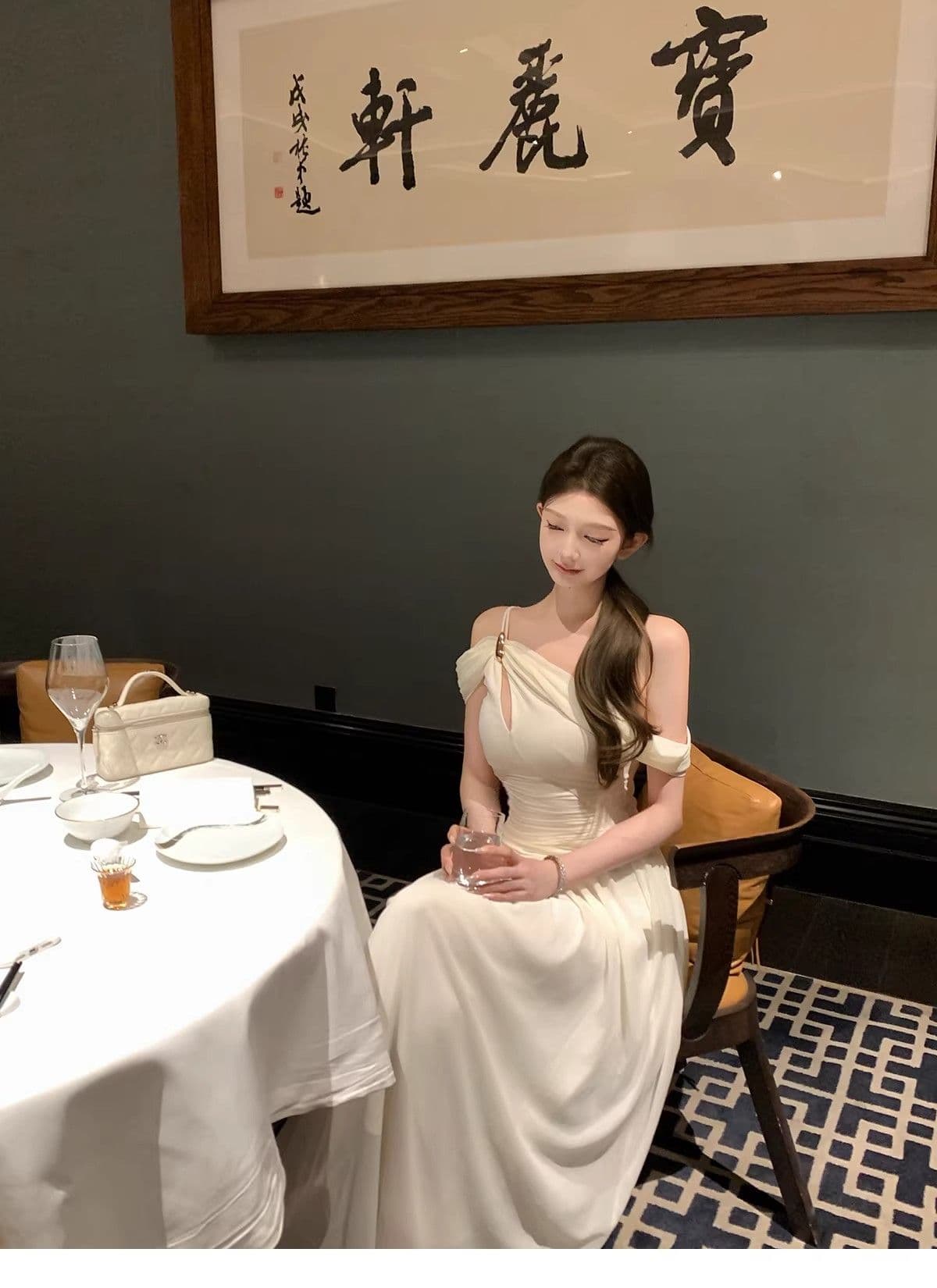 프랑스식 부드러운 바람 오프숄더 오프숄더 슬립 여성 드레스 봄 새로운 허리 수축 슬림해 보이는 고급 센스 길다 치마 상세 이미지 37