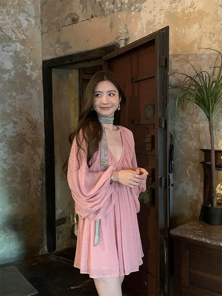 프랑스식 품격 V넥 벌룬 소매 휴가 바람 여성 드레스 여름 2026 여름 새로운 휴가 바람 루즈핏 치마 상세 이미지 3