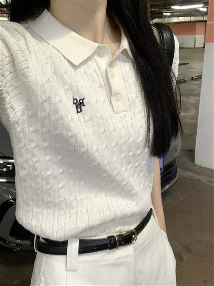 긍정적 인 어깨 반팔 티셔츠 여성 2026 새로운 여름 폴로 칼라 POLO 셔츠 다용도 고유 한 Chic 자수 니트 맨위