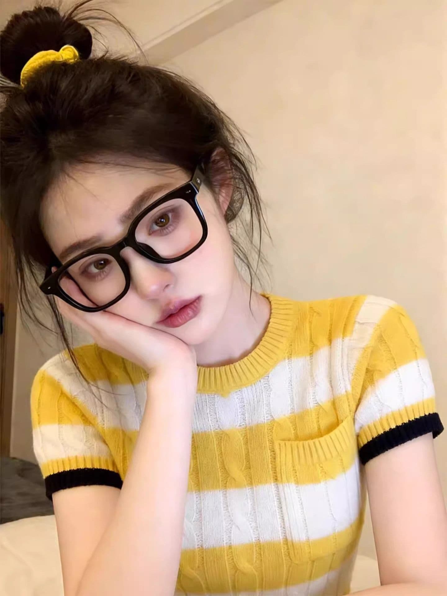 miu 부서 배색 라운드 넥 막대기 가방 꽈배기 스트라이프 반팔 니트 스웨터 여성 여름 루즈핏 슬림해 보이는 그레이트 봐. 의류 상세 이미지 3
