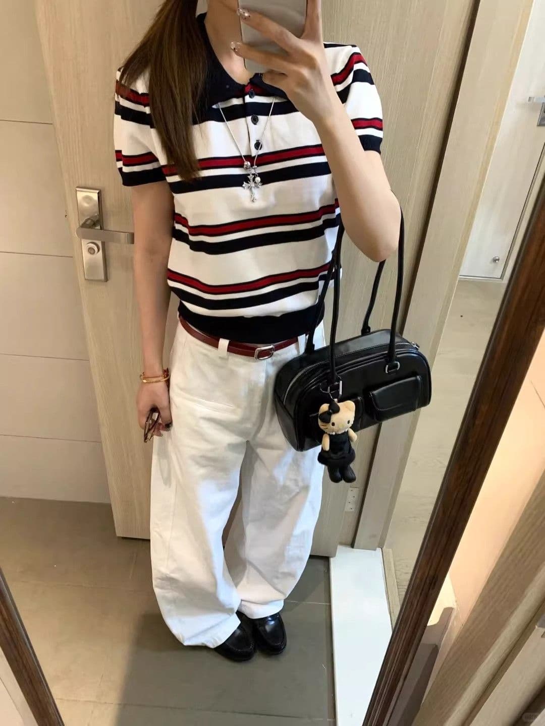miu 부서 스트라이프 학원 스타일 POLO 셔츠 니트 긍정적 인 어깨 반팔 티셔츠 여성 여름 디자인 센스 작은 대중 허리 수축 맨위 상세 이미지 2
