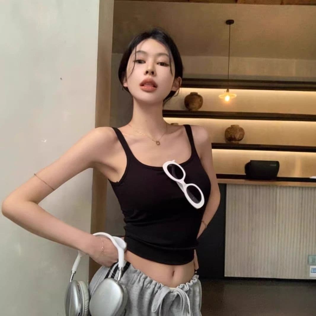 2026 여름 회색 작은 슬링 조끼 여성 몸매 가꾸기 외출용 인사이드 가져 가라. 슬림해 보이는 운동 만나는 섹시함 민소매 맨위 이미지 3