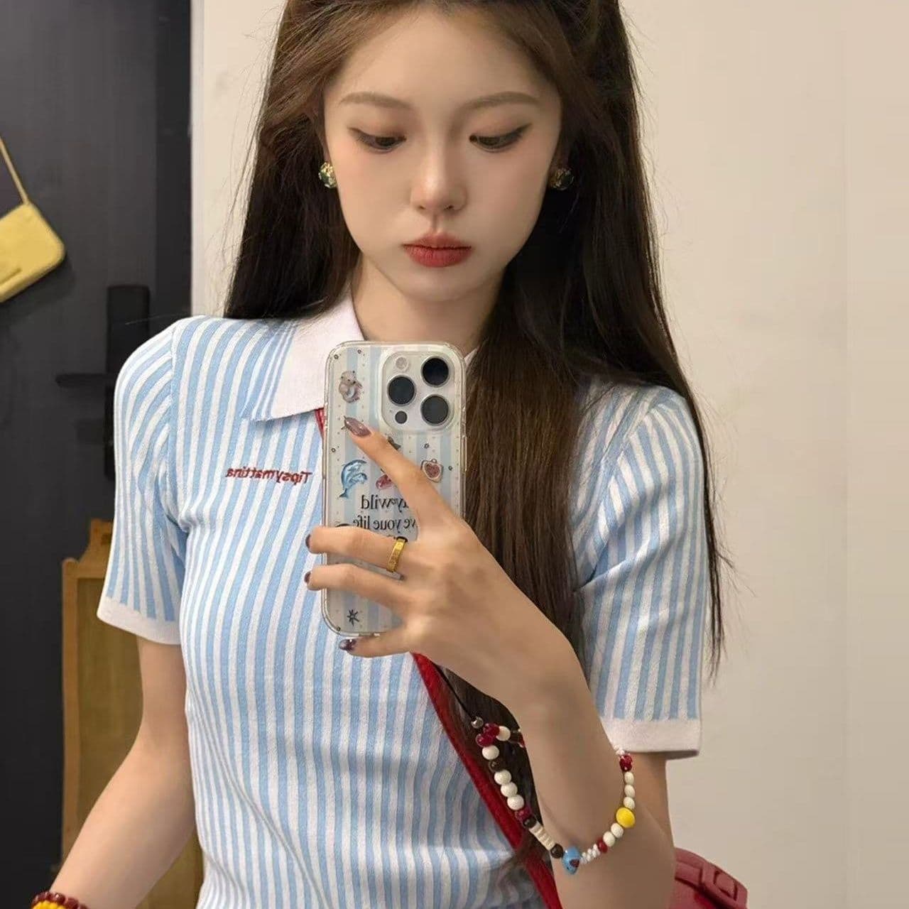 얼음 차가운 실크 작은 키 파란색 세로 줄무늬 반팔 POLO 셔츠 니트 여성 여름 몸매 가꾸기 다용도 긍정적 인 어깨 의류