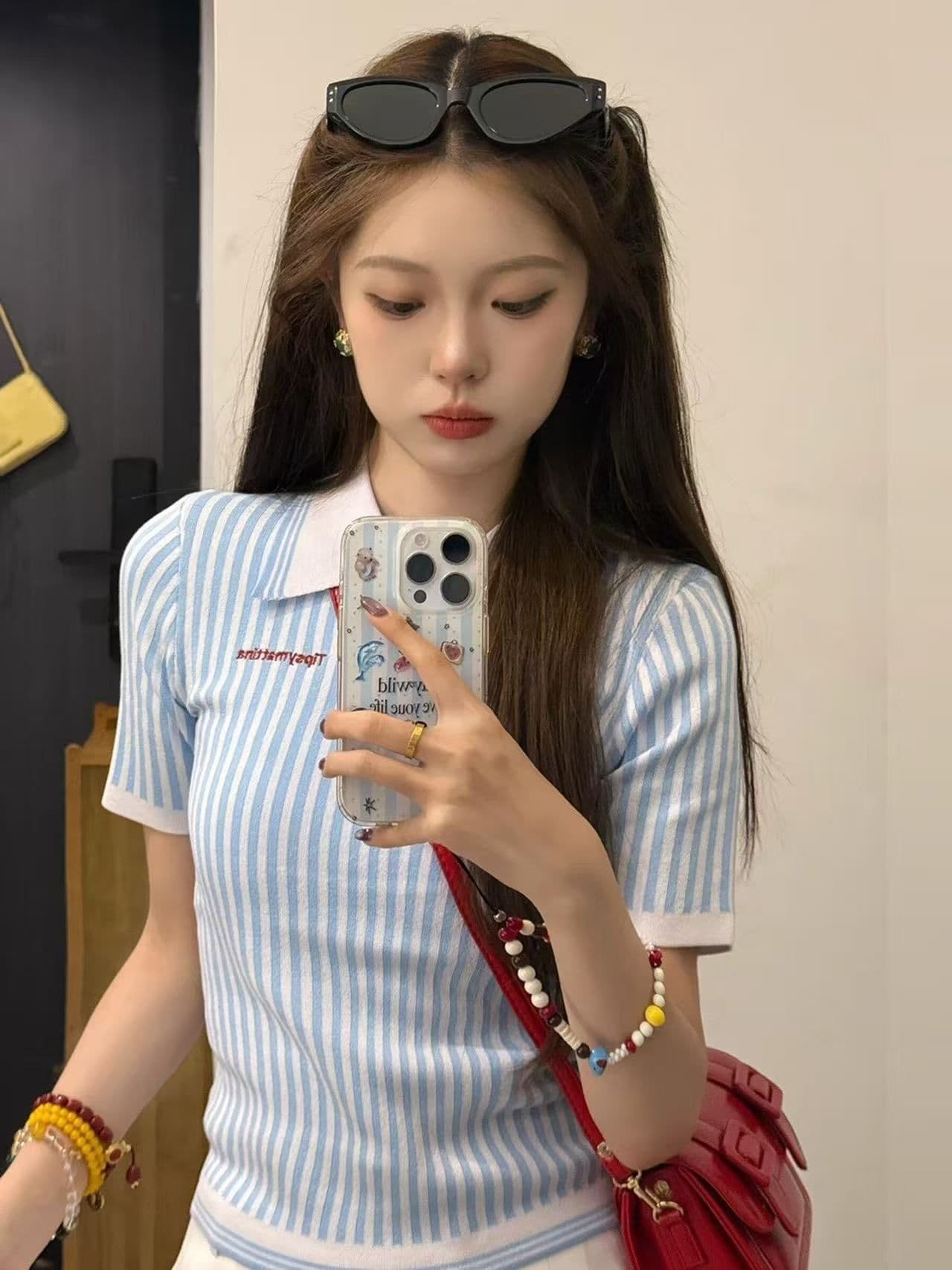 얼음 차가운 실크 작은 키 파란색 세로 줄무늬 반팔 POLO 셔츠 니트 여성 여름 몸매 가꾸기 다용도 긍정적 인 어깨 의류 상세 이미지 5