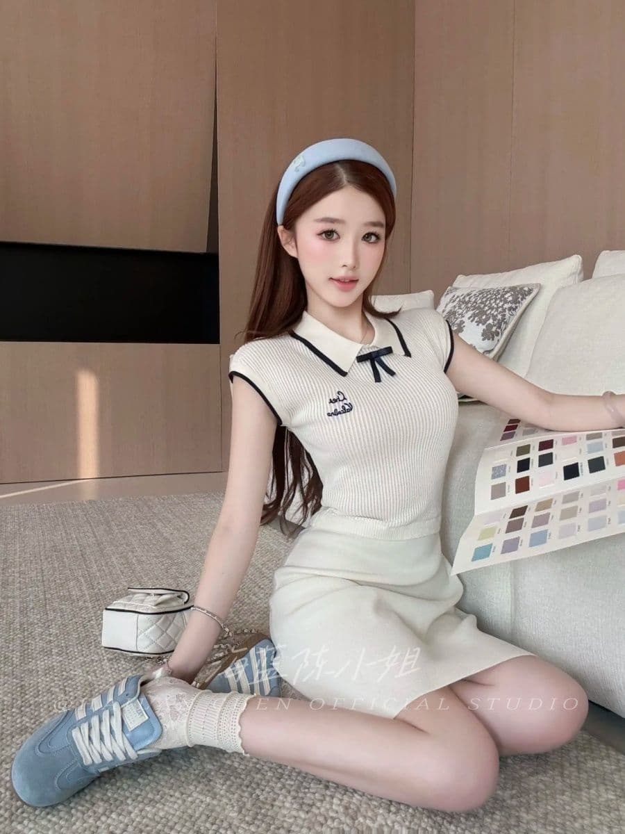 한 부서 순수한 욕망 바람 나비 매듭 장식 배색 폴로 칼라 반팔 니트 여성 드레스 몸매 가꾸기 슬림해 보이는 한 마디 미니 스커트