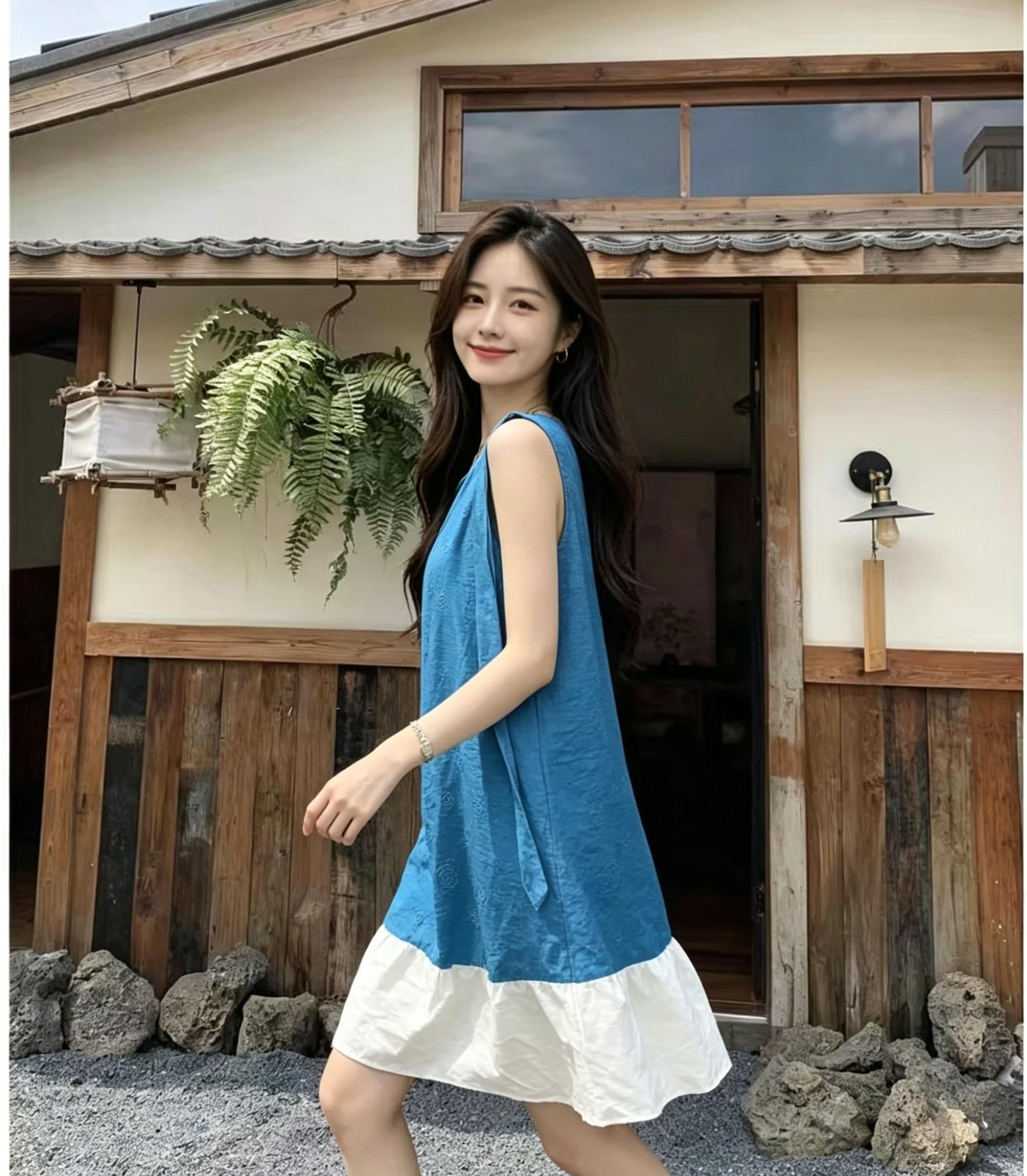 레이크 블루 자카드 민소매 여성 드레스 여름 배색 화이트 밑단 레이스업 루즈핏 슬림해 보이는 작은 키 캐주얼 연령 감소 상세 이미지 3