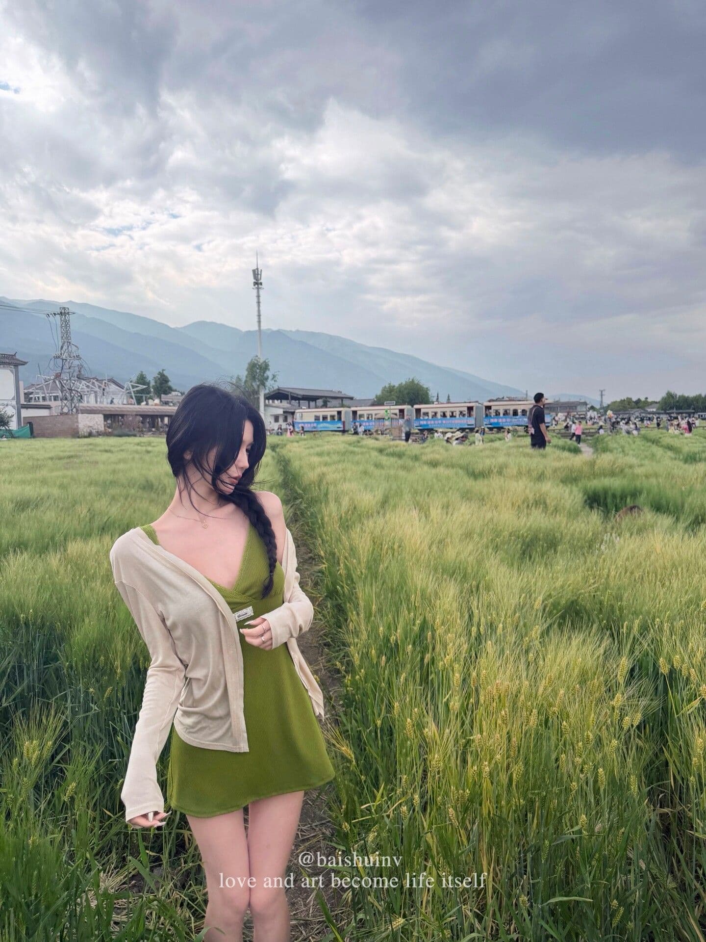 구덩이 기사 자카드 원단 가슴 패드 순수한 욕망 버터 과일 녹색 v 칼라 슬립 미니 스커트 여성 여름 구덩이 기사 몸매 가꾸기 슬림해 보이는 상세 이미지 6