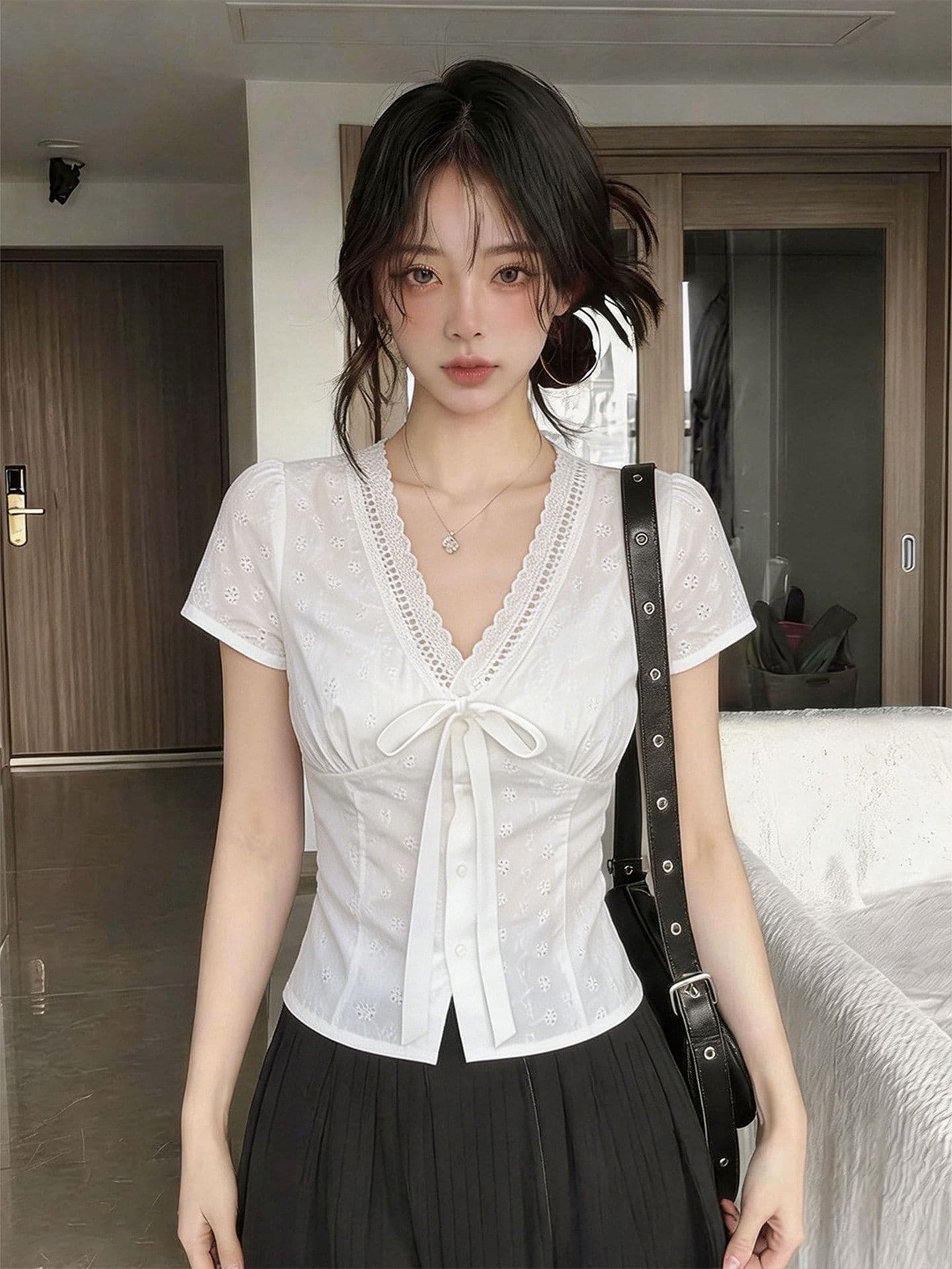 순면 자카드 원단 네리 여름 우유 화이트 홀로우 아웃 자수 반팔 슬림해 보이는 달콤한 자매 쇼트 스타일 작은 열림 셔츠 셔츠 상세 이미지 4