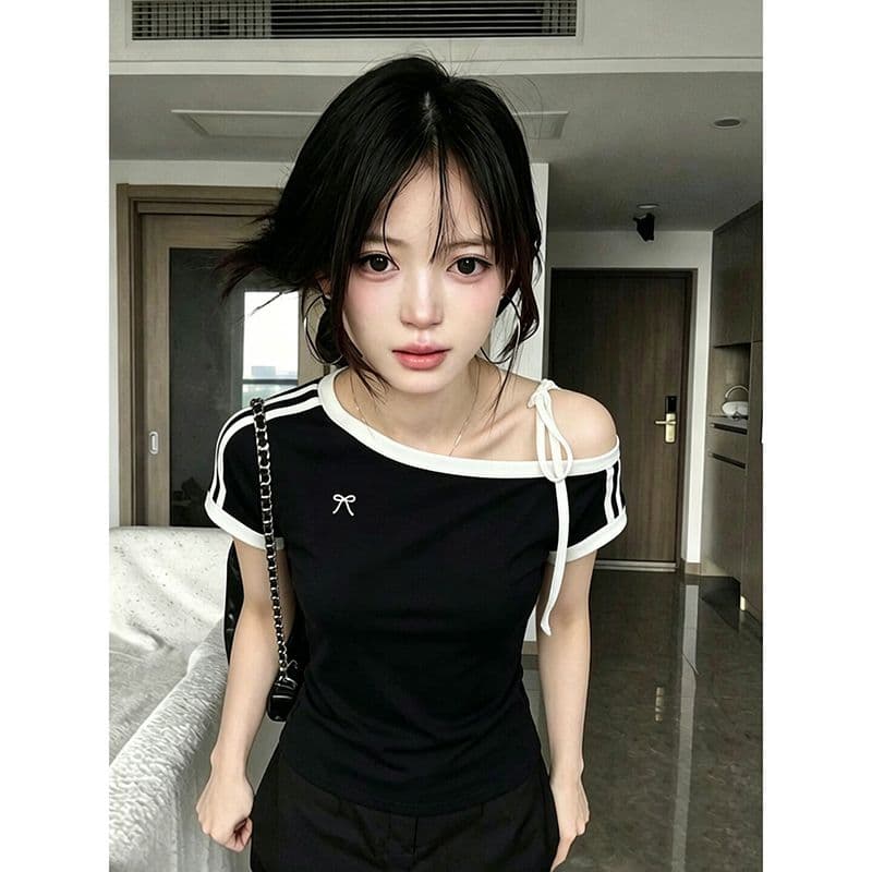 반팔 티셔츠 여성 의류 여름 새로운 스트랩 자수 쇼트 스타일 몸매 가꾸기 오프숄더 스트라이프 비스듬한 칼라 맨위 이미지 2