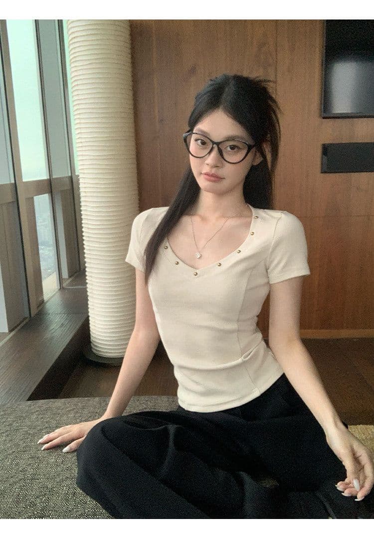 반팔 티셔츠 여성 의류 여름 트렌디 새로운 긍정적 인 어깨 몸매 가꾸기 슬림해 보이는 한 부서 디자인 센스 징 V넥 맨위 상세 이미지 24