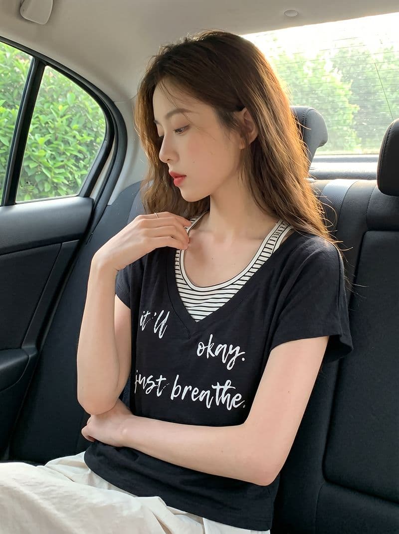 반팔 티셔츠 여성 의류 여름 새로운 프린트 트렌디 한 부서 스트라이프 페이크 레이어드 디자인 센스 u 칼라 맨위 상세 이미지 7