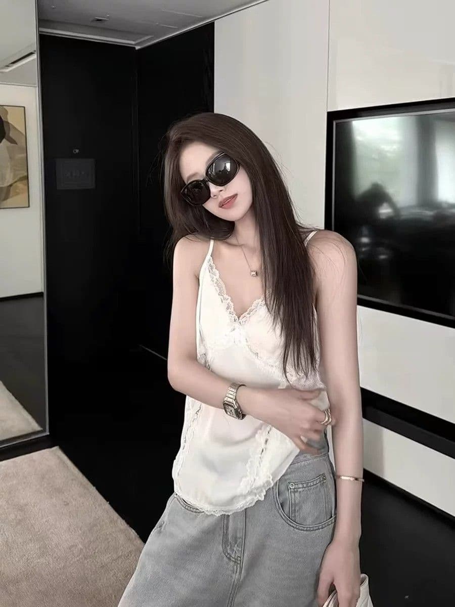 순수한 욕망 레이스 조각 캐미솔 봄 여름 빅 사이즈 부드러운 새틴 화이트 기본 셔츠 정장 인사이드 잡아라. 의류 상세 이미지 3