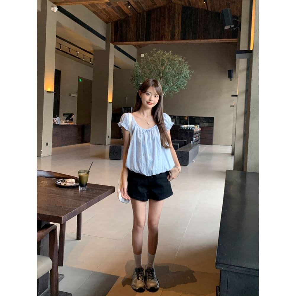 문예 하얀 달빛 거품 소매 작은 셔츠 여성 여름 2026 새로운 달콤함 미니멀리즘 작은 키 반팔 셔츠 짧은 맨위 상세 이미지 5