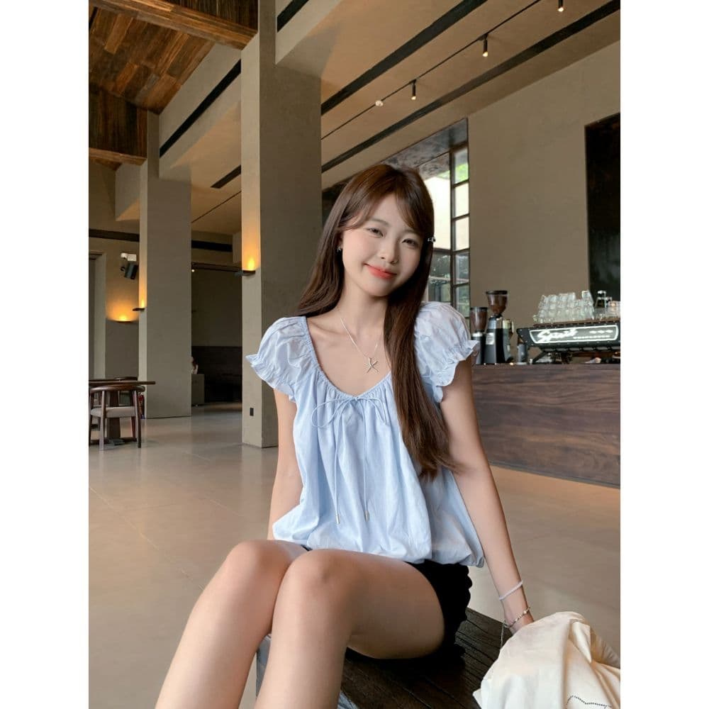 문예 하얀 달빛 거품 소매 작은 셔츠 여성 여름 2026 새로운 달콤함 미니멀리즘 작은 키 반팔 셔츠 짧은 맨위 상세 이미지 9