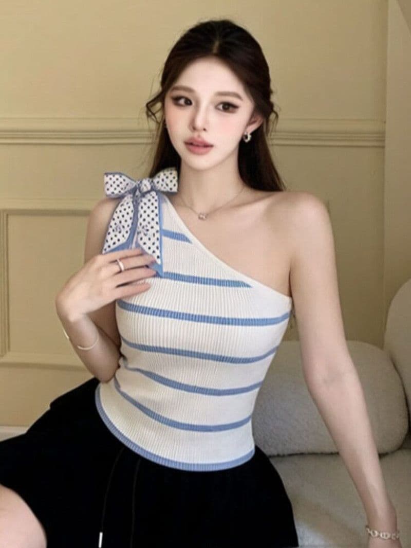 도파민 파란색 스트라이프 비스듬한 어깨 니트 캐미솔 여름 얇은 스타일 순수한 욕망 핫걸 바람 오프숄더 민소매 맨위 이미지 4