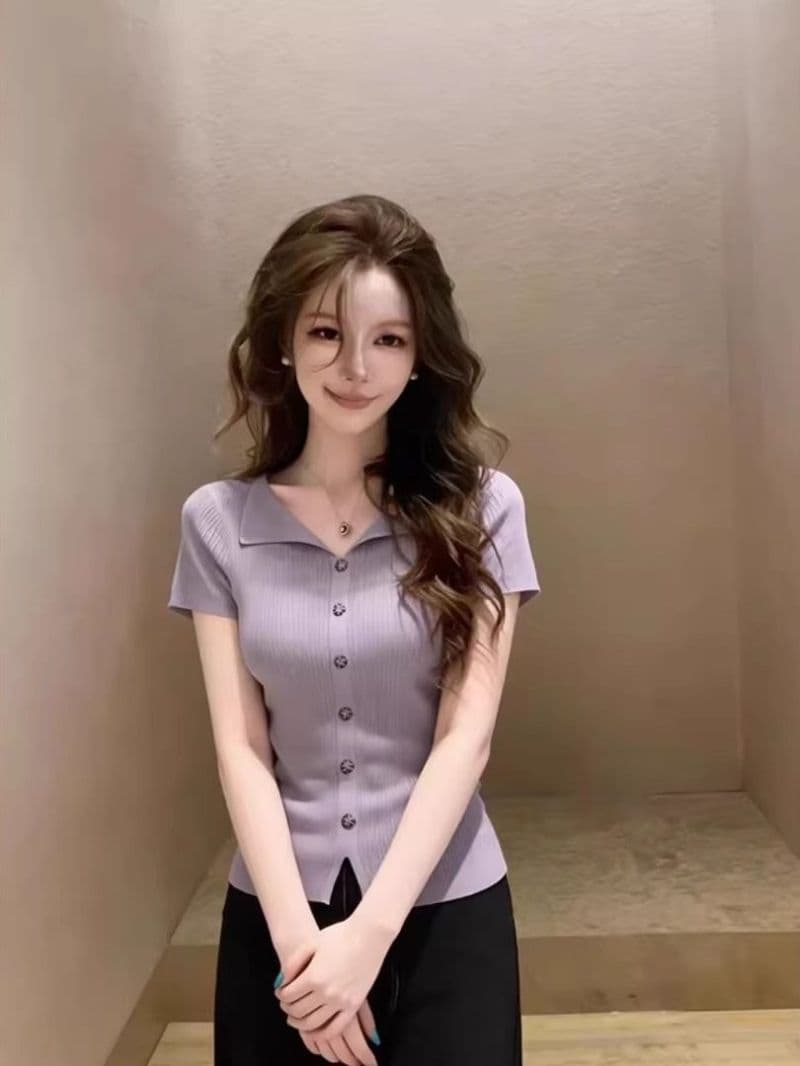 폴로 칼라 단추 얼음 실크 반팔 티셔츠 여성 2026 여름 새로운 니트 스웨터 패션 연령 감소 몸매 가꾸기 슬림해 보이는 맨위 상세 이미지 3
