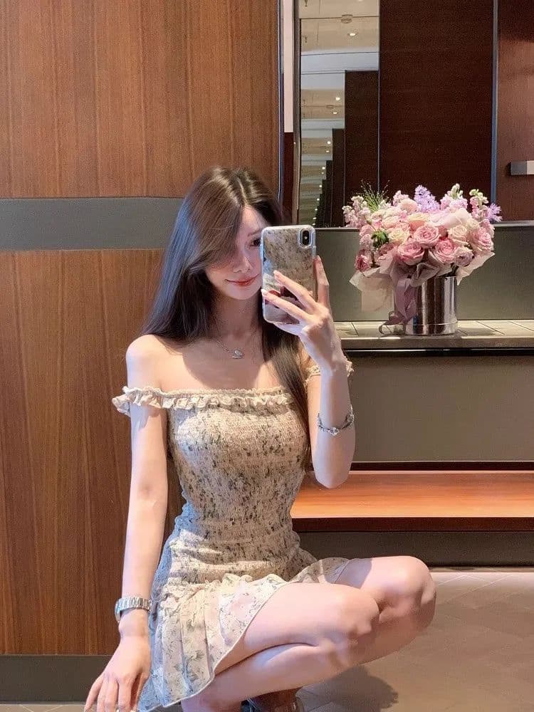 오프숄더 레트로 꽃무늬 민소매 여성 드레스 여름 프릴 몸매 가꾸기 치마 핫걸 허리 수축 한 마디 미니 스커트 이미지 3