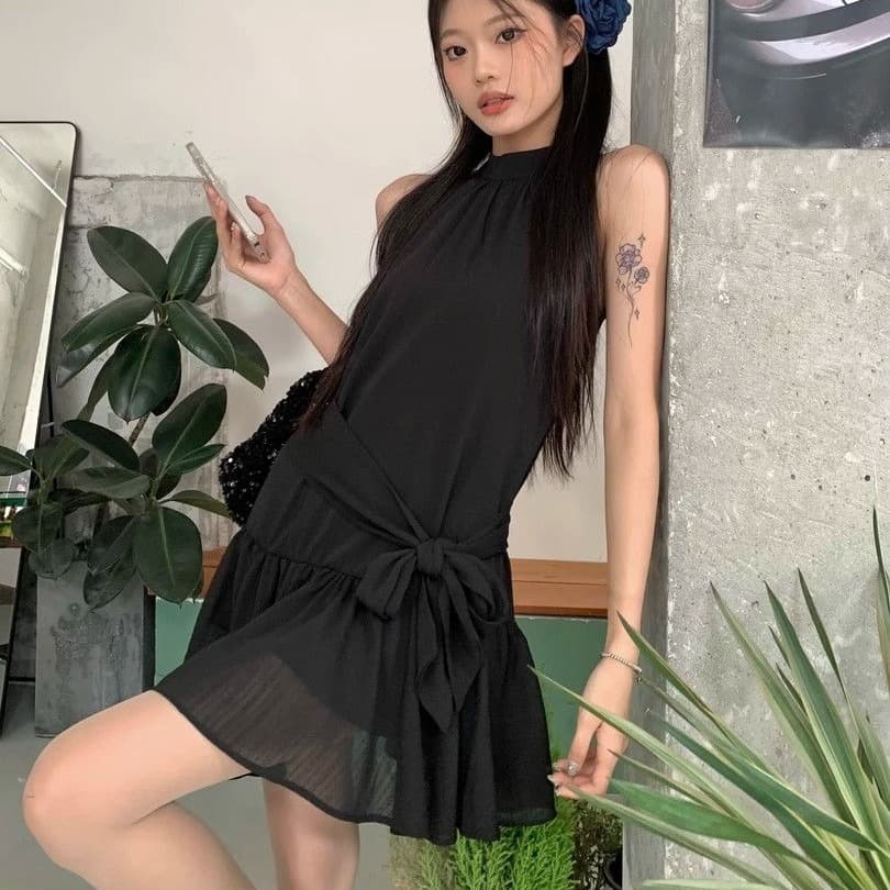 2026 캐주얼 바람 슈퍼 잘 생긴 프릴 파란색 미니 스커트 라운드 넥 디자인 풀오버 단색 봄 여름 섹션 한 마디 미니 스커트 이미지 5