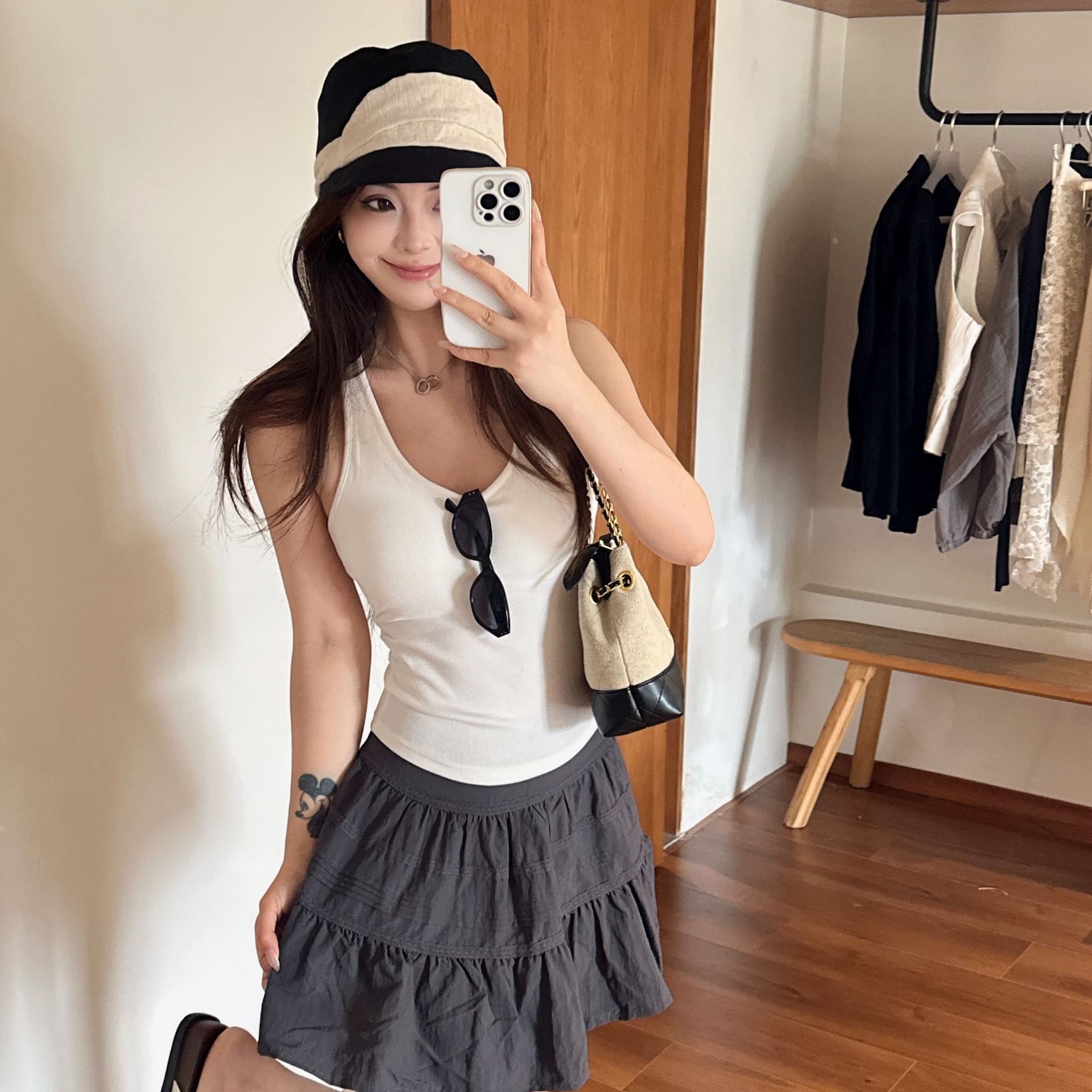 한 사회 기초 인사이드 가져 가라. 왕 y 종류 아름다움 뒤로 하나 컵 조끼 여성 편안함 표지 대리인 우유 아름다움 뒤로 슬립 맨위