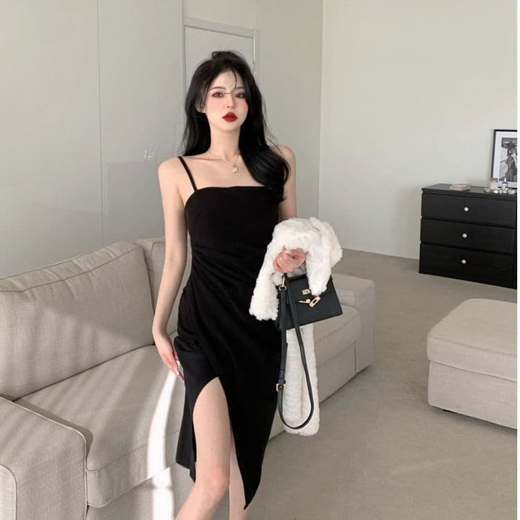 2026 새로운 여름 둘 색상 슬립 트임 주름 드레스 새로운 순수한 욕망 바람 빛 요리 한 품격 중 롱 스커트 여성 이미지 2