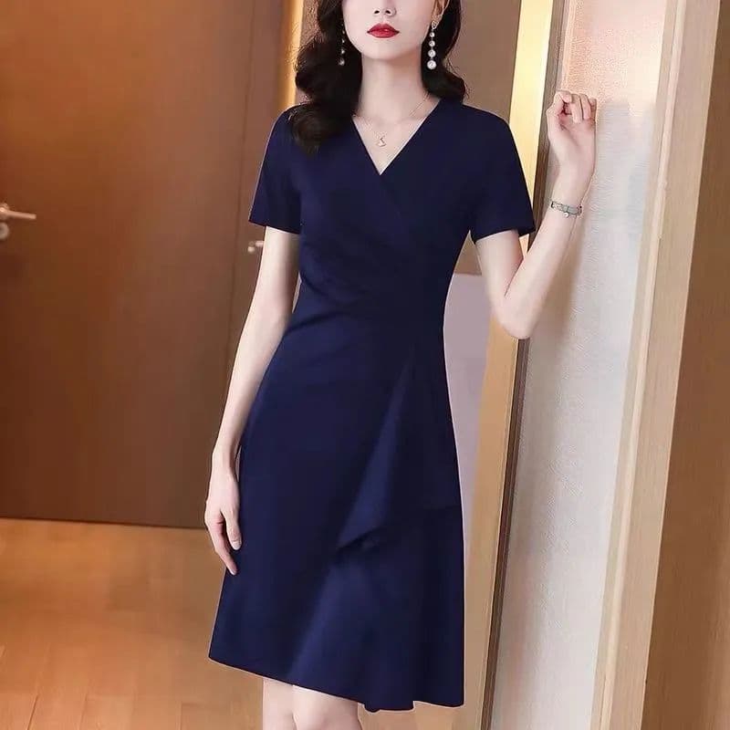 2026 새로운 치마 아이들 V넥 여성 드레스 여름 허리 수축 슬림해 보이는 고급 품격 몸매 가꾸기 여성 드레스 이미지 3
