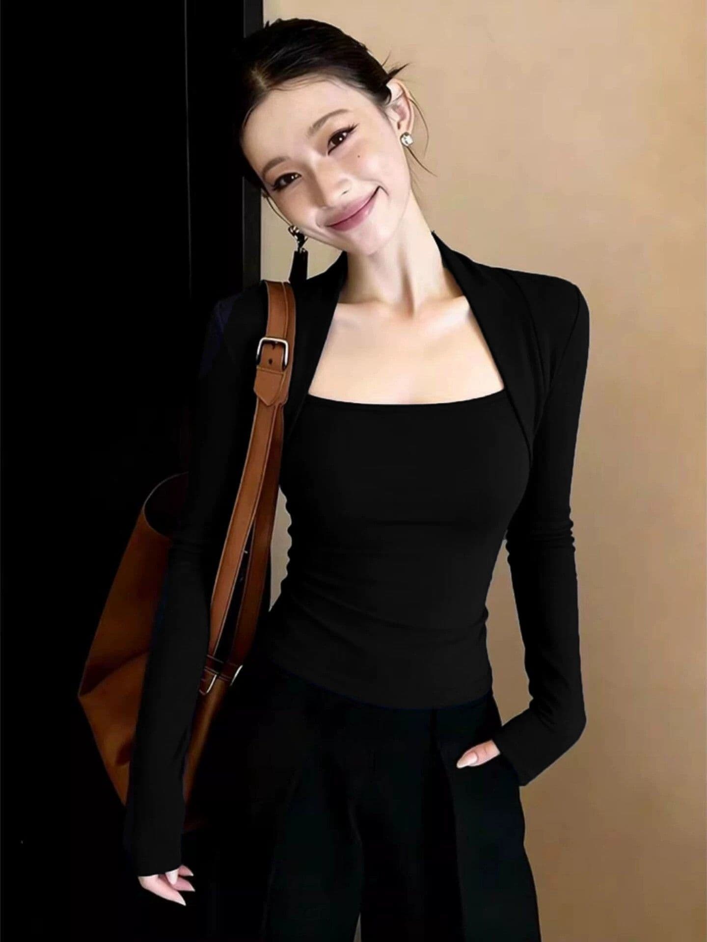 사람들 면 광장 칼라 투피스 세트 몸매 가꾸기 기본 셔츠 맨위 여성 2026 봄 디자인 센스 다용도 슬림해 보이는 티셔츠 상세 이미지 1