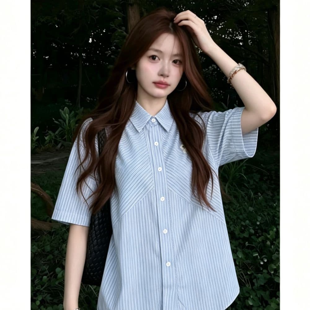 파란색 스트라이프 동물 자수 반팔 여성 셔츠 여름 한 부서 루즈핏 슬림해 보이는 패치워크 캐주얼 다용도 맨위 이미지 2