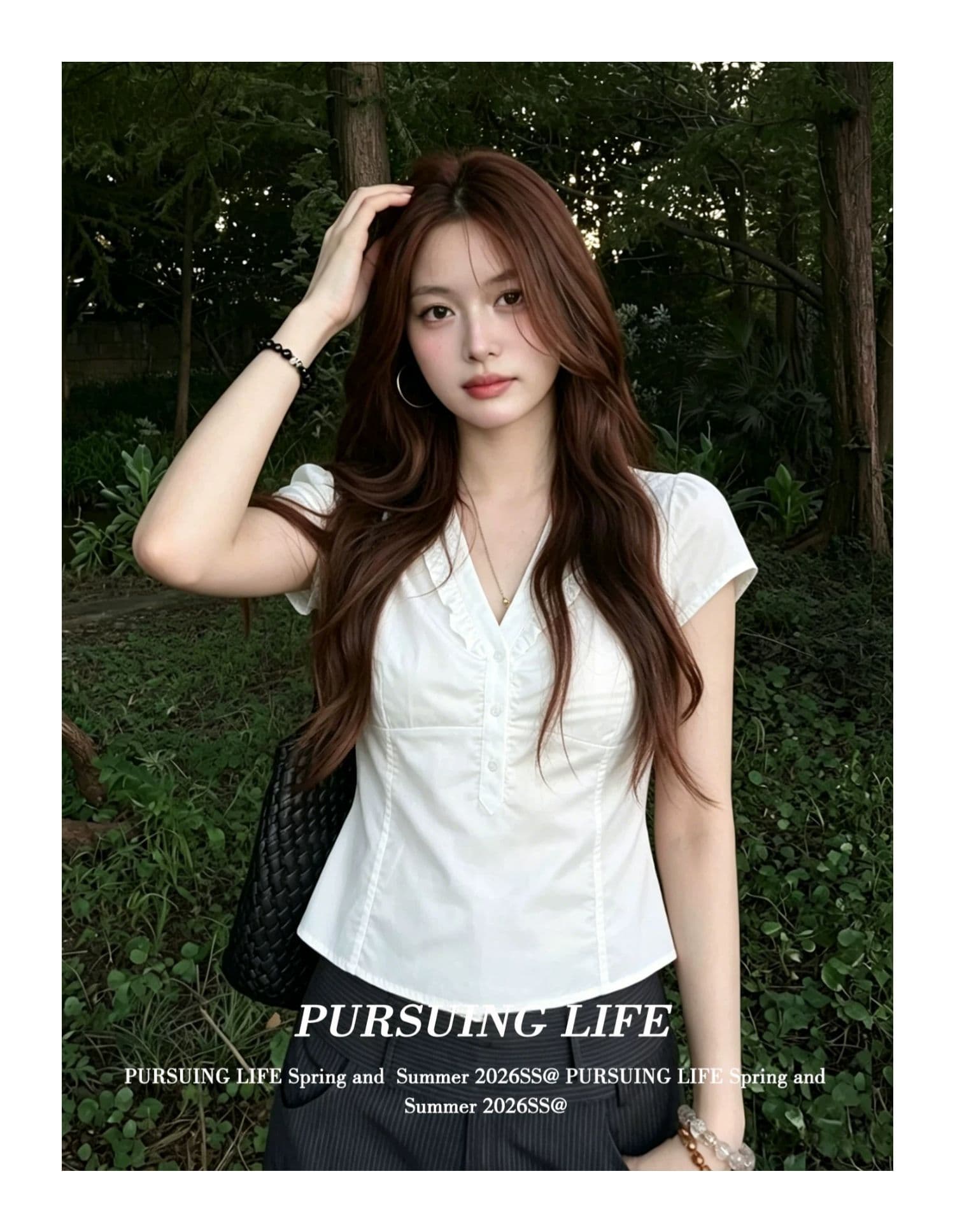주간 실크 원단 스트랩 미니멀리즘 프릴 v 칼라 흰 셔츠 여성 거품 소매 허리 수축 쇼트 스타일 맨위 상세 이미지 4