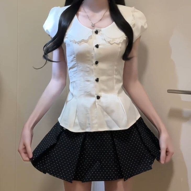 한 부서 베이비 칼라 거품 소매 하트 버클 반팔 여성 셔츠 여름 스트랩 허리 수축 슬림해 보이는 고유 한 아름다운 세트 상세 이미지 1