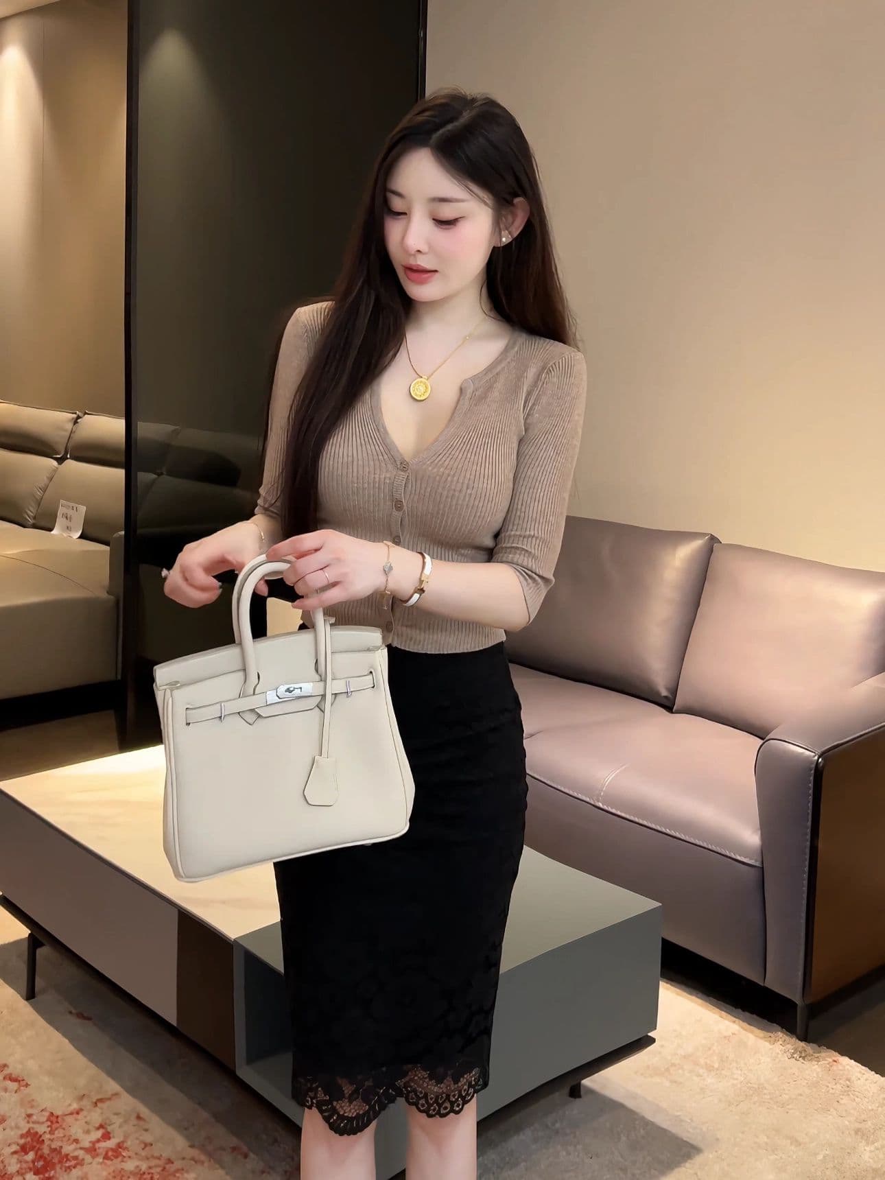 한 부서 작은 V넥 니트 스웨터 여성 여름 얇은 스타일 중간 소매 오픈 가디건 쇼트 스타일 몸매 가꾸기 단추 5 점 소매 출퇴근 맨위 상세 이미지 14
