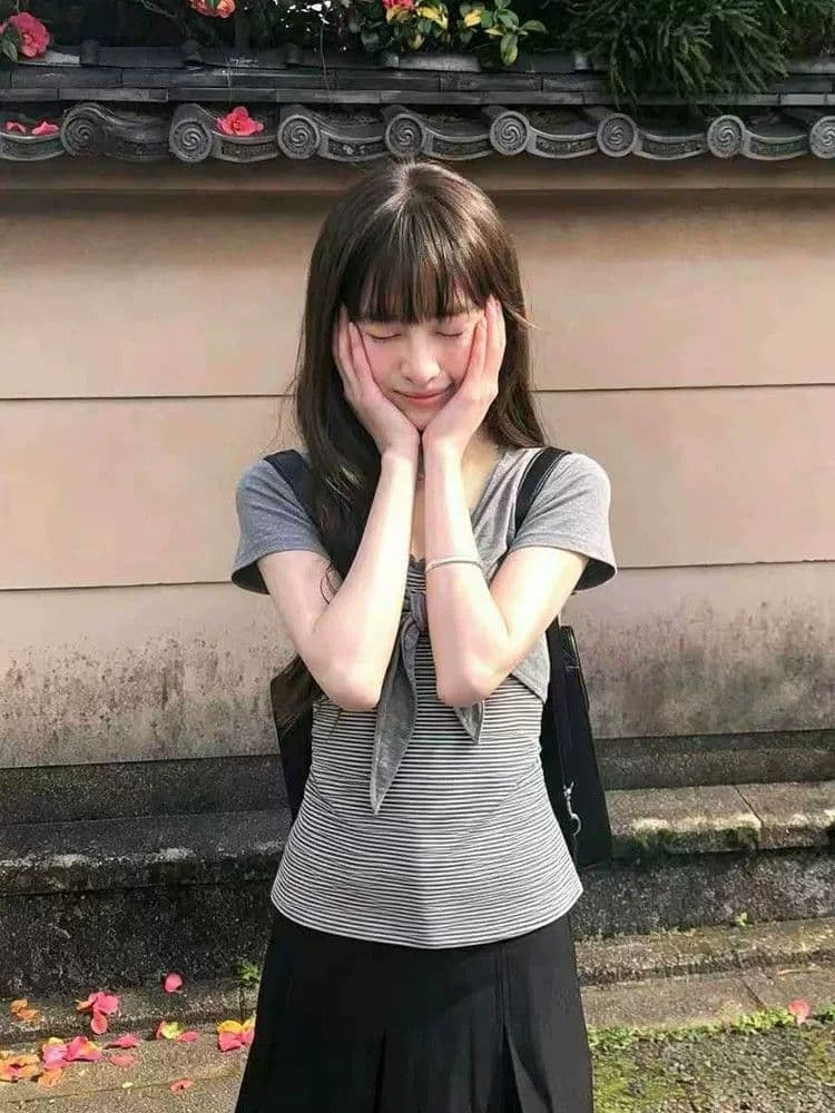 40 순면 한 부서 디자인 센스 여름 새로운 나비 매듭 페이크 레이어드 스트라이프 패치워크 반팔 티셔츠 맨위 여성 상세 이미지 2