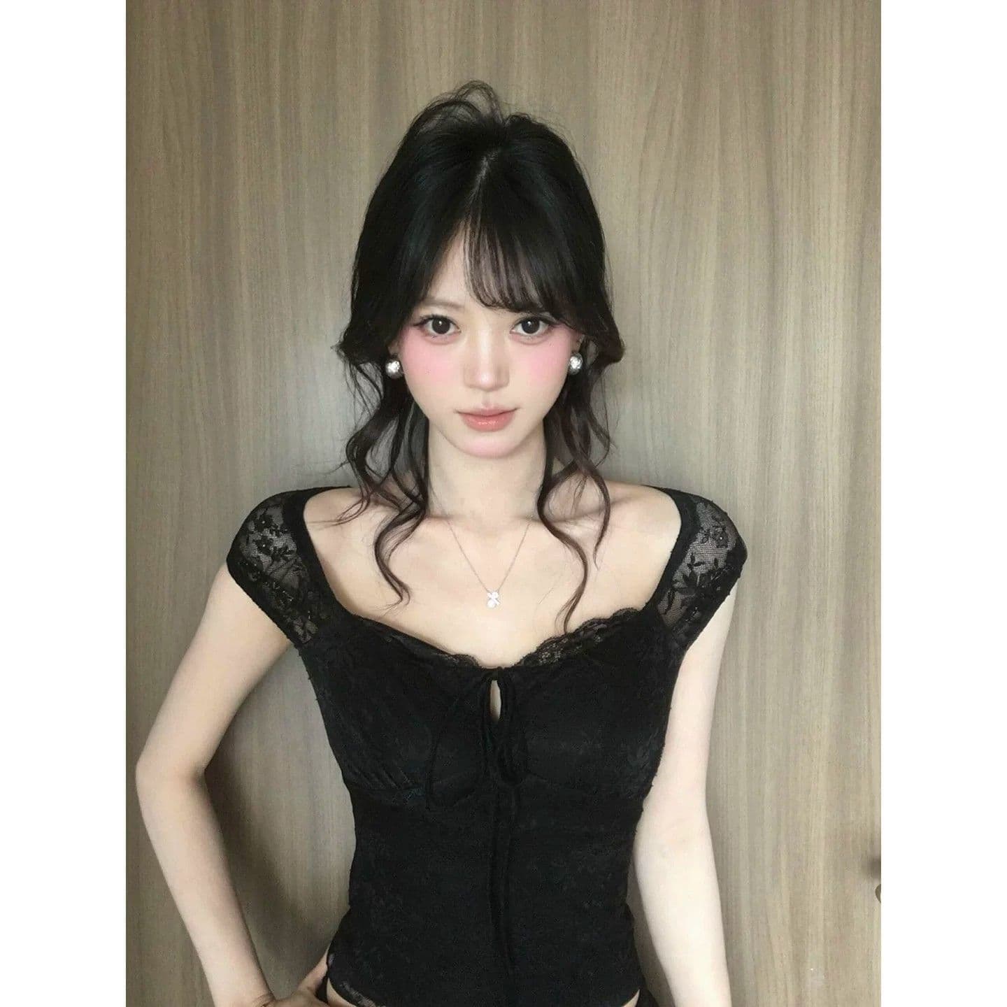 한 부서 레트로 나비 매듭 검정색 반팔 티셔츠 여성 여름 몸매 가꾸기 슬림해 보이는 디자인 센스 다용도 캐주얼 맨위 트렌디 이미지 2
