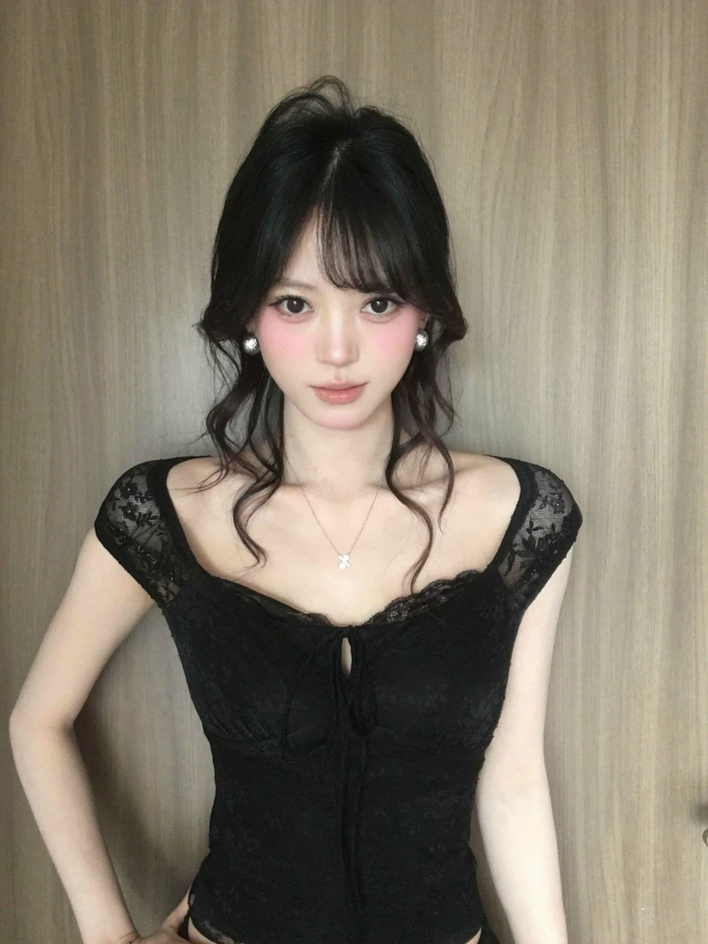 한 부서 레트로 나비 매듭 검정색 반팔 티셔츠 여성 여름 몸매 가꾸기 슬림해 보이는 디자인 센스 다용도 캐주얼 맨위 트렌디 상세 이미지 1