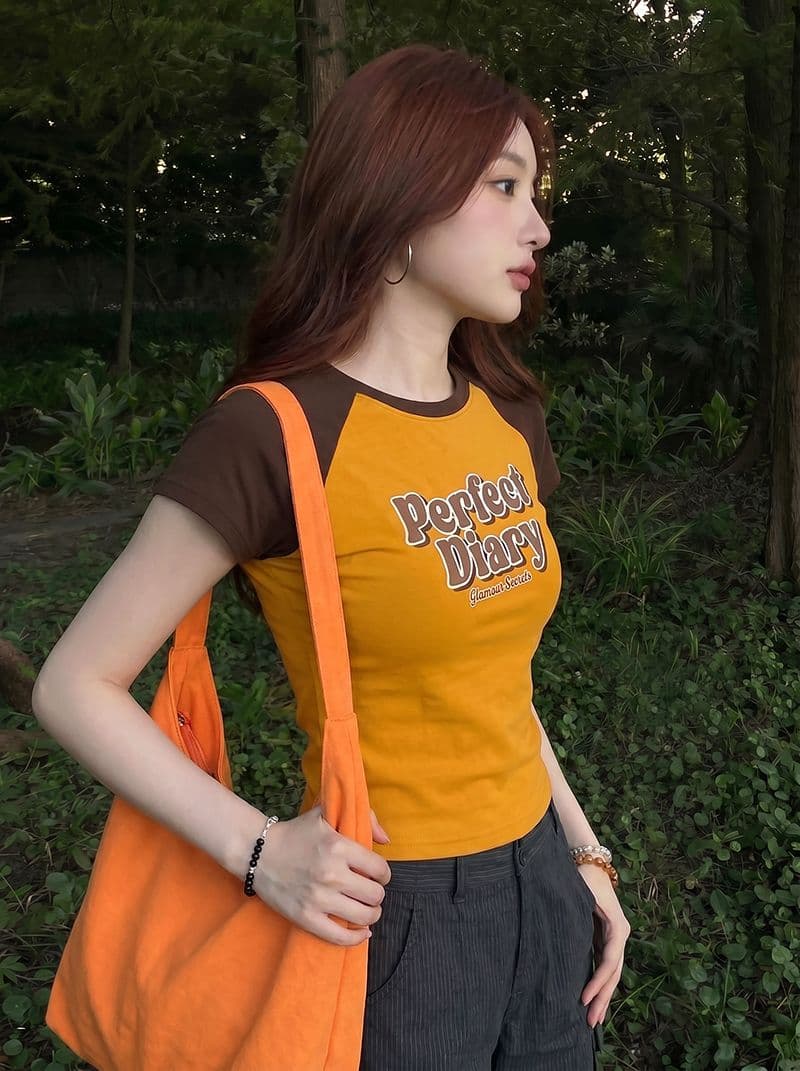 반팔 티셔츠 여성 의류 여름 새로운 디자인 센스 몸매 가꾸기 슬림해 보이는 배색 삽입 어깨 소매 라운드 넥 맨위 상세 이미지 5