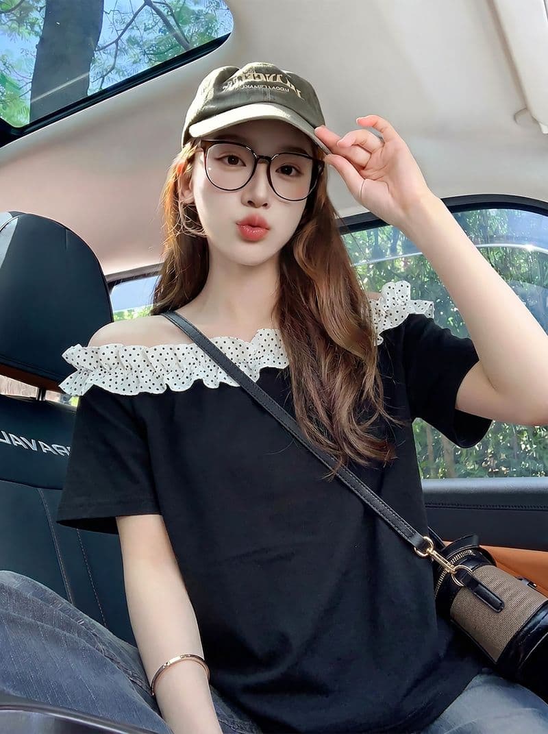 반팔 티셔츠 여성 의류 여름 새로운 트렌디 한 부서 루즈핏 자수 프릴 도트 무늬 비스듬한 칼라 맨위 상세 이미지 7