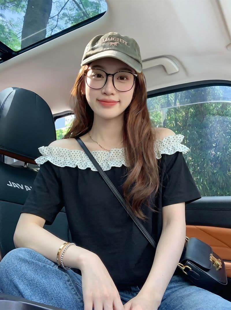 반팔 티셔츠 여성 의류 여름 새로운 트렌디 한 부서 루즈핏 자수 프릴 도트 무늬 비스듬한 칼라 맨위 상세 이미지 10
